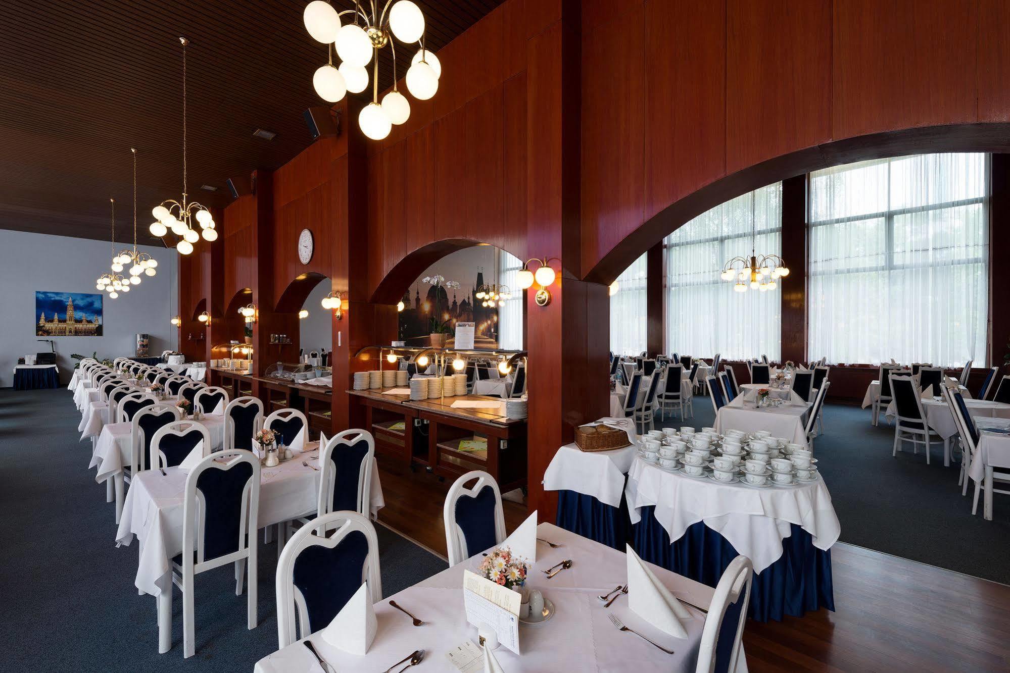 Ensana Splendid Hotel Piest'any Eksteriør billede